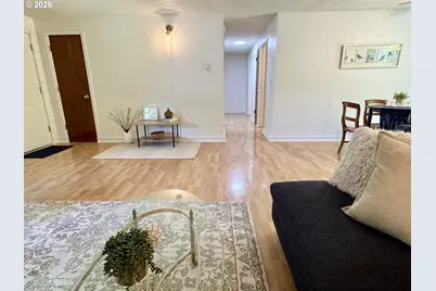 345 E Rosewood Ave, Eugene, OR 97404 - Photo 6