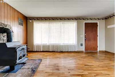 4076 North St, Springfield, OR 97478 - Photo 6