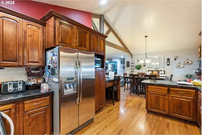 1907 W Duke Rd, Sutherlin, OR 97479 - Photo 8