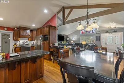 1907 W Duke Rd, Sutherlin, OR 97479 - Photo 10