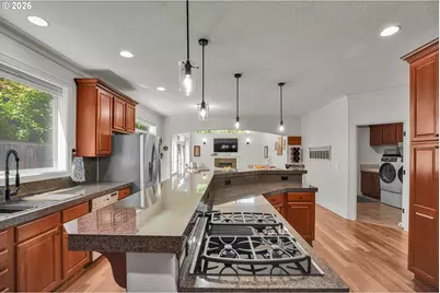 11761 SE Catina Pl, Happy Valley, OR 97086 - Photo 8