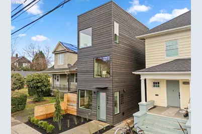 3530 N Borthwick Ave, Portland, OR 97227 - Photo 1