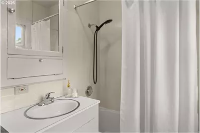 1815 NE Wasco St, Portland, OR 97232 - Photo 20