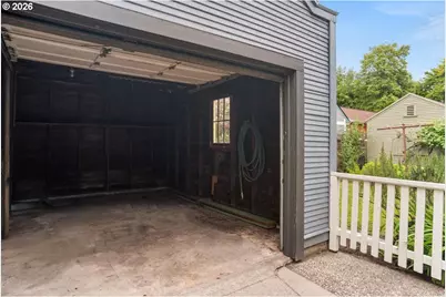 1815 NE Wasco St, Portland, OR 97232 - Photo 40