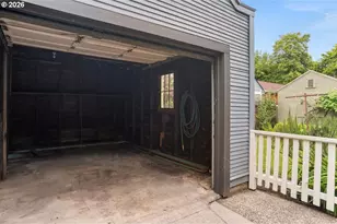 1815 NE Wasco St, Portland, OR 97232 - Photo 40