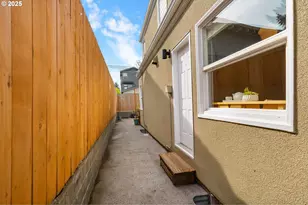 2438 NE Killingsworth St, Portland, OR 97211 - Photo 18