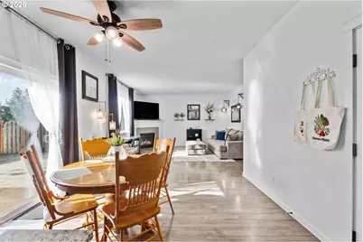 924 Julie Ln, Molalla, OR 97038 - Photo 14