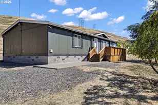 8367 N Umpqua Hwy, Roseburg, OR 97470 - Photo 30
