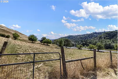8367 N Umpqua Hwy, Roseburg, OR 97470 - Photo 42