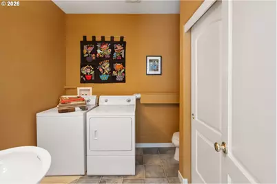 3016 SE Berkeley Pl, Portland, OR 97202 - Photo 36