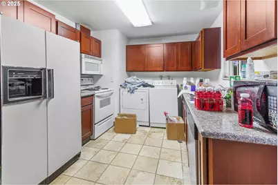 15544 NE Couch St, Portland, OR 97230 - Photo 4