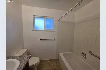 15544 NE Couch St, Portland, OR 97230 - Photo 26