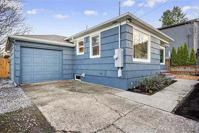 7618 SE Clay St, Portland, OR 97215 - Photo 4