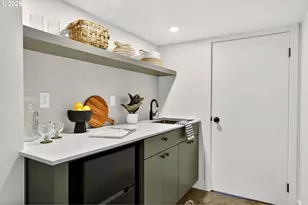 7618 SE Clay St, Portland, OR 97215 - Photo 32