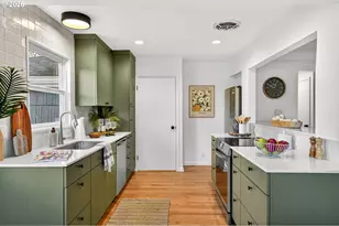 7618 SE Clay St, Portland, OR 97215 - Photo 16