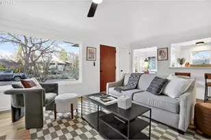 7618 SE Clay St, Portland, OR 97215 - Photo 10