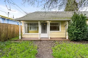 6525 N Montana Ave, Portland, OR 97217 - Photo 2