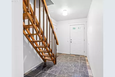 6525 N Montana Ave, Portland, OR 97217 - Photo 12