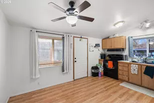 10815 SE Bush St, Portland, OR 97266 - Photo 6