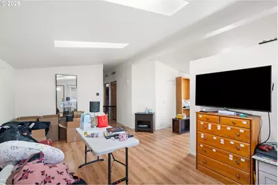 10815 SE Bush St, Portland, OR 97266 - Photo 10