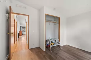 10815 SE Bush St, Portland, OR 97266 - Photo 14