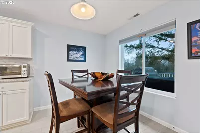 10360 Skyview Rd, Tillamook, OR 97141 - Photo 18