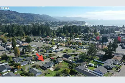 533 Art St, Brookings, OR 97415 - Photo 4