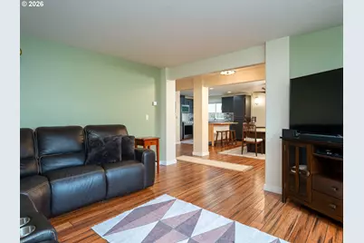 808 NW 14th Ave, Battle Ground, WA 98604 - Photo 4