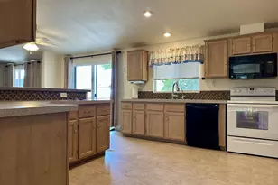 1809 26th St, La Grande, OR 97850 - Photo 4