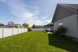 10501 I Ave, Island City, OR 97850 - Photo 32