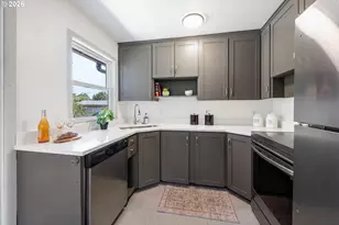 4536 SE 97th Ave, Portland, OR 97266 - Photo 10