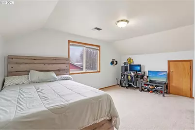 310 Pacific St, Columbia City, OR 97018 - Photo 20