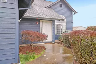 310 Pacific St, Columbia City, OR 97018 - Photo 4