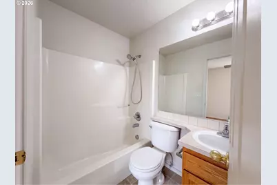 12103 SE Harold St, Portland, OR 97266 - Photo 4