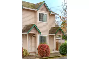 14937 SE Stark St, Portland, OR 97233 - Photo 10