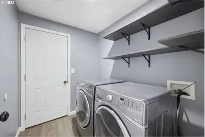 1121 Dahlia St, Woodburn, OR 97071 - Photo 14