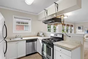 701 NE 28th Ave, Portland, OR 97232 - Photo 10