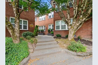 701 NE 28th Ave #25, Portland, OR 97232 - Photo 2