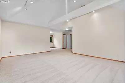 9325 NW Old Skyline Blvd, Portland, OR 97231 - Photo 36