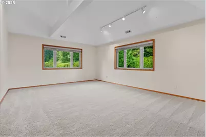 9325 NW Old Skyline Blvd, Portland, OR 97231 - Photo 34