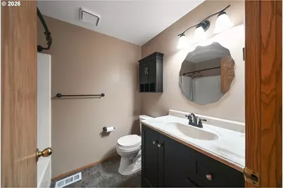 1399 SE Duke Dr, Hillsboro, OR 97123 - Photo 12