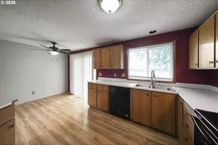 1399 SE Duke Dr, Hillsboro, OR 97123 - Photo 8
