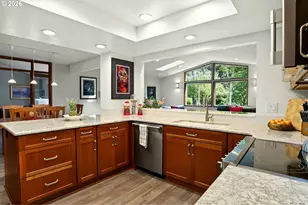 17410 Schalit Way, Lake Oswego, OR 97035 - Photo 8