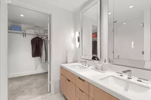 550 SW 10th Ave, Portland, OR 97205 - Photo 18