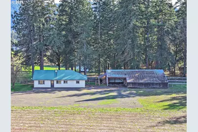 971 Highway 141, White Salmon, WA 98672 - Photo 32