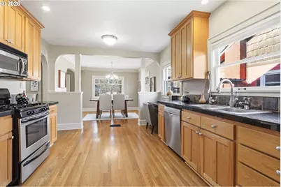 3144 NE 40th Ave, Portland, OR 97035 - Photo 8