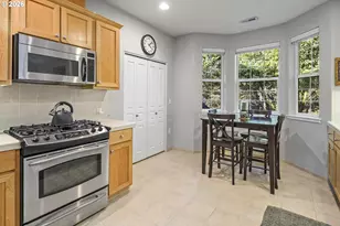 6795 Summerlinn Way, West Linn, OR 97068 - Photo 6