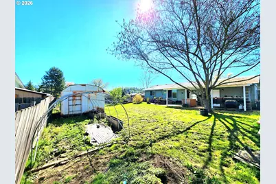 274 Georginna Dr, Roseburg, OR 97471 - Photo 6