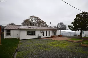 918 Snipes St, The Dalles, OR 97058 - Photo 42