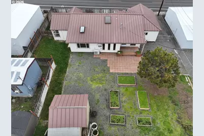918 Snipes St, The Dalles, OR 97058 - Photo 4